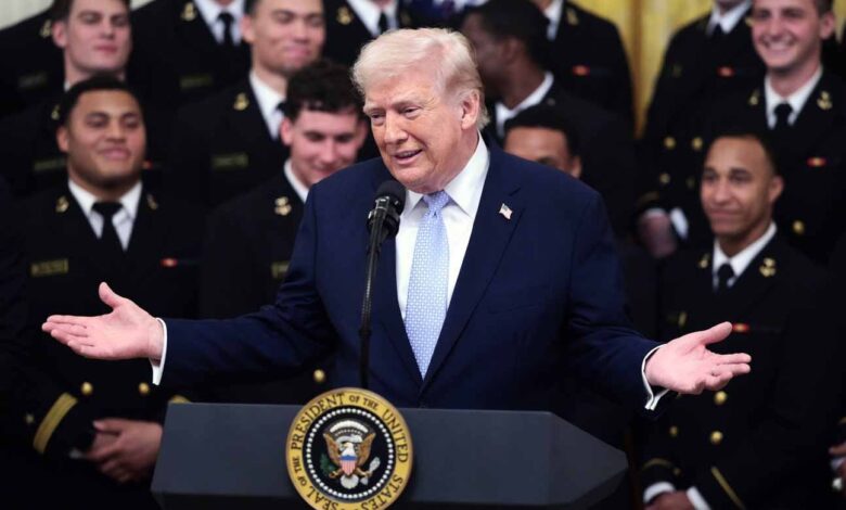 Ordena estas frases de Donald Trump desde el 28 de febrero Ordena estas frases de Donald Trump desde el 28 de febrero